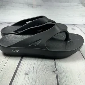 OOFOS | Shoes | Oofos Ooriginal Recovery Sandals Unisex Slip  display picture 1